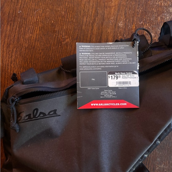 Black Frame Bag - Picture 2 of 2